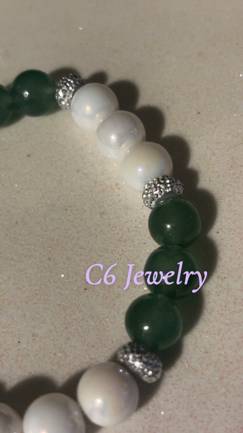 Emerald and radiant white💚🤍💫✨